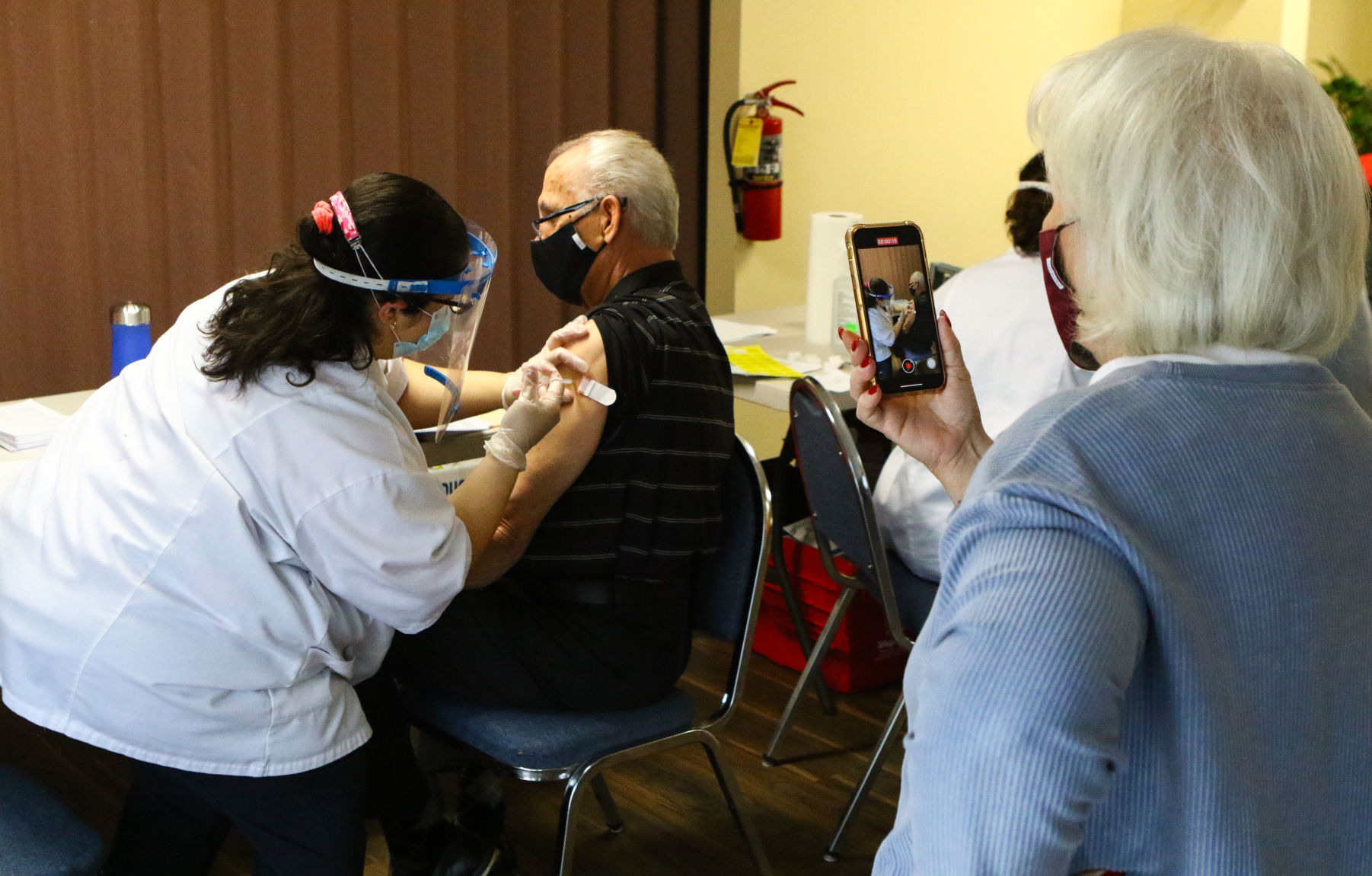 COVID-19 vaccine administered at AHEPA apartments